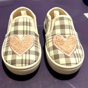 Brand new carters slip ins 🩶🩷